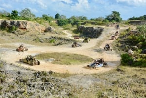 Punta Cana Buggy-Abenteuer mit privatem Höhlen-Cenoten-Schwimmen