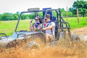 Punta Cana Buggy & mönkijäretki: luola, Macao Beach, ilmainen nouto