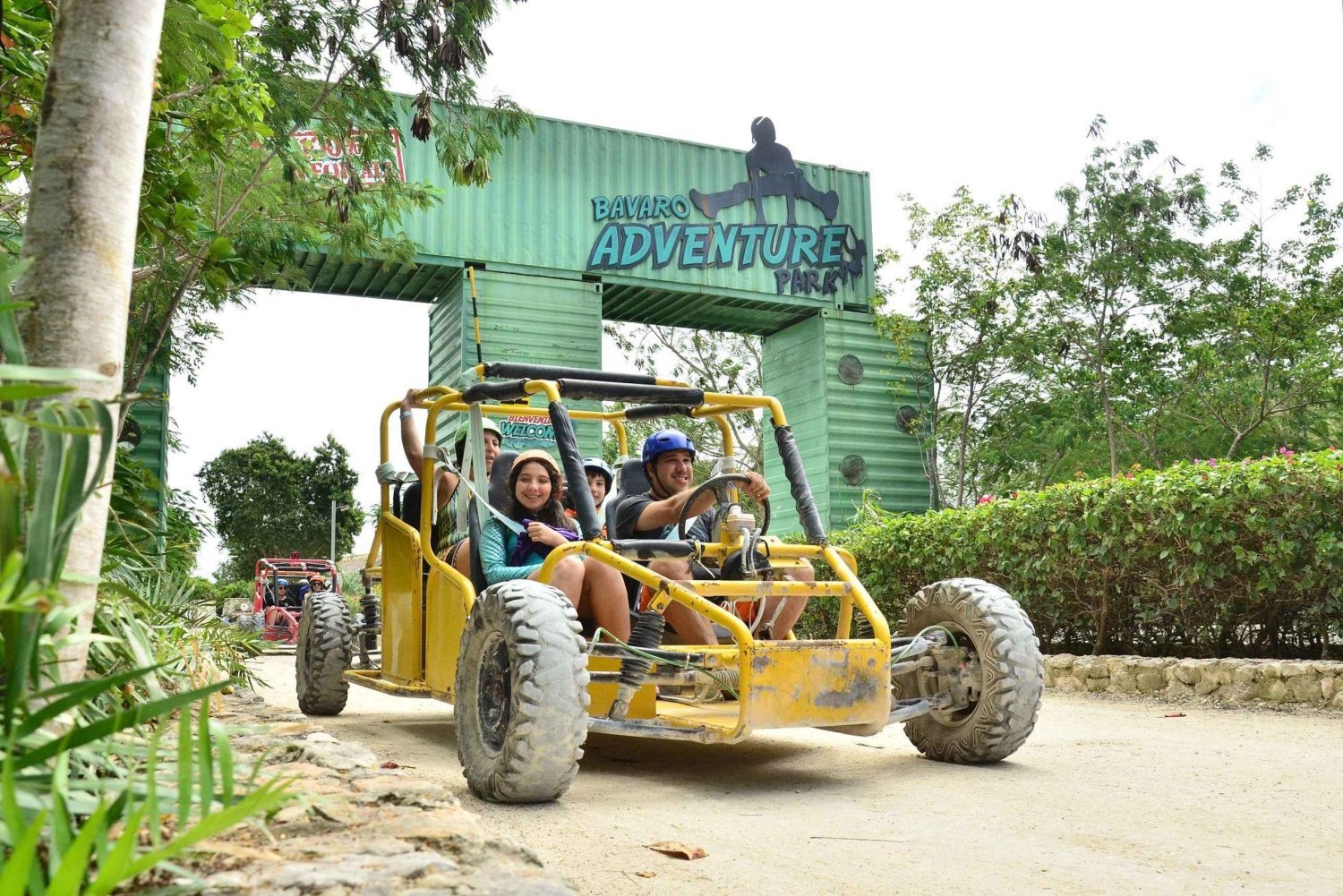 Punta Cana: przejażdżka buggy, cenote, wodospady i zjazdy na linie