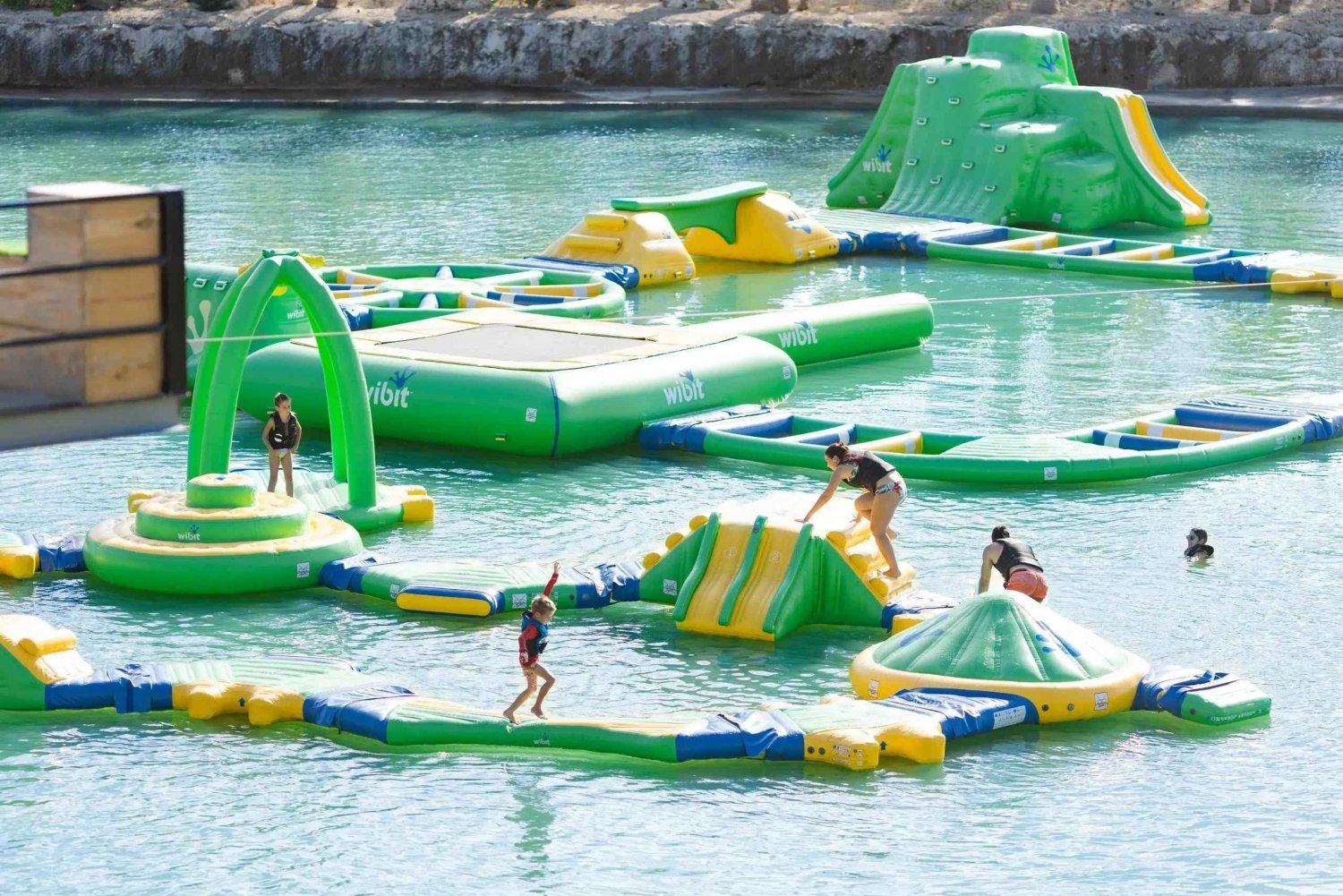 Punta Cana: Caribbean Water Park with Light Snack