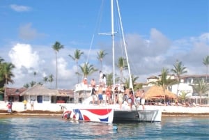 Punta Cana: Catalina Island Cruise with Lunch and Open Bar