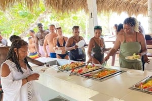 Punta Cana: Catalina Island Snorkeling Tour