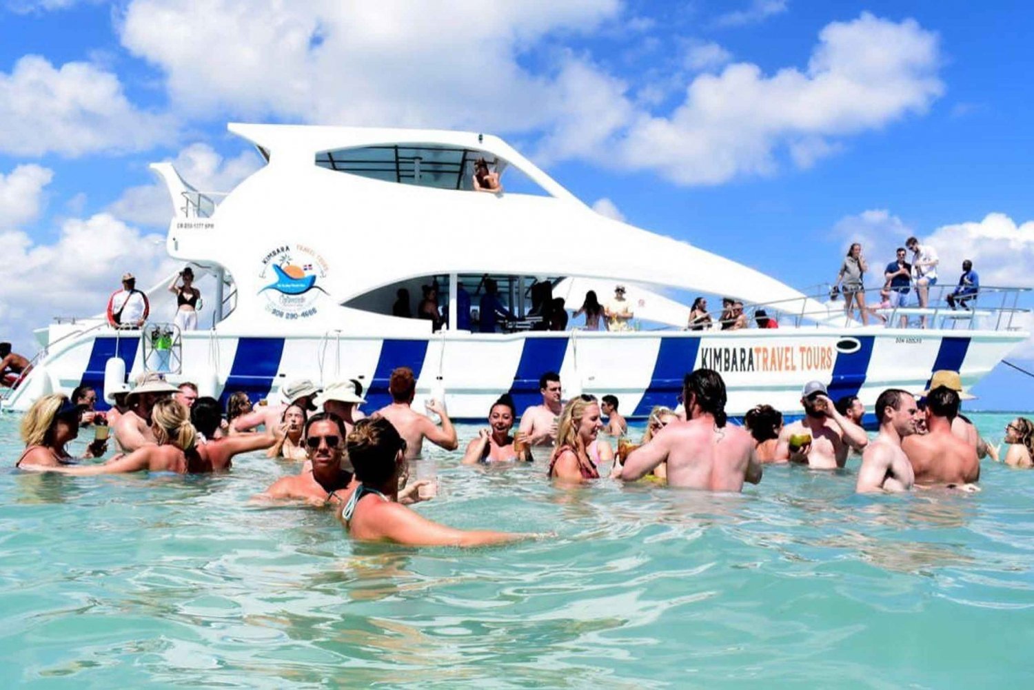 Punta Cana: Fiesta en barco catamarán con bebidas ilimitadas