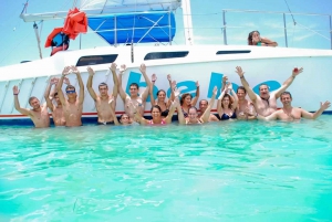 Punta Cana: Fiesta en barco catamarán con bebidas ilimitadas