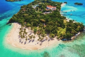 Punta Cana: Cayo Levantado & El Limon Waterfall Tour