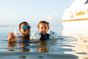 Punta Cana: Excursión en catamarán con barra libre y snorkel en el arrecife