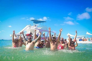 Punta Cana: Festa em um barco + bebidas ilimitadas