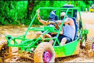 Punta Cana: Tour in buggy sulla spiaggia di Macao con passeggiate a cavallo