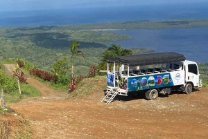 Punta Cana: Haitises, Montaña R. & Horse Ride Limón Beach