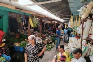 Punta Cana: Basílica e mercado da cidade de Higüey com serviço de busca