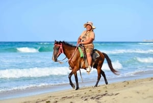 Punta Cana: Paseo a caballo por la playa de Macao
