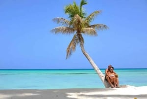 Punta Cana: Isla Saona exclusive Tour with Snorkeling