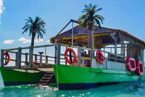 Punta Cana: barco de festa jamaicano com bar aberto e DJ (adultos)