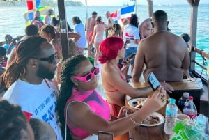 Punta Cana: barco de festa jamaicano com bar aberto e DJ (adultos)