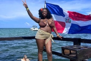 Punta Cana: barco de festa jamaicano com bar aberto e DJ (adultos)