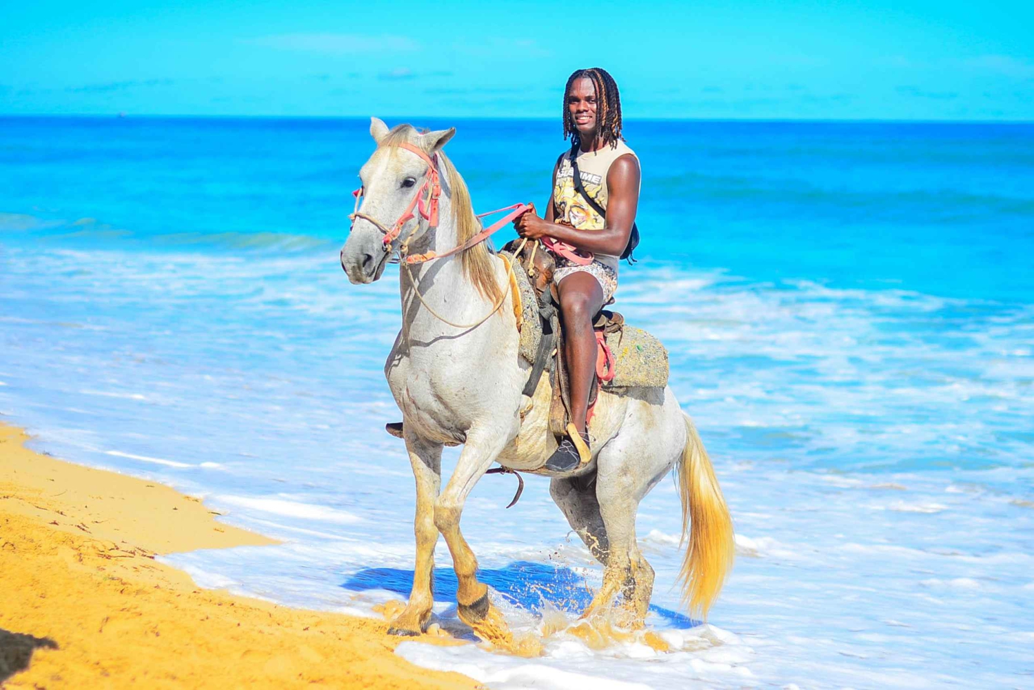 Punta Cana: Macao Beach & Forest Horseback Riding Tour