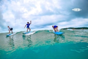 Punta Cana: Macao Beach Groupin surffauskurssi kuljetuksella