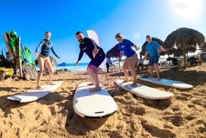 Punta Cana: Macao Beach Groupin surffauskurssi kuljetuksella