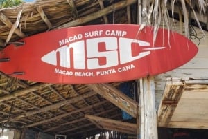 Punta Cana: Macao Beach Groupin surffauskurssi kuljetuksella