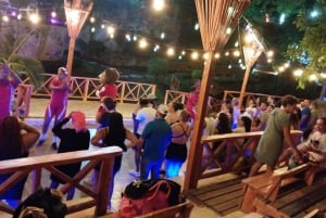 Punta Cana Night Buggy, Cenote Swim, Middag, Karnevalshow