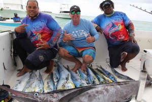 Punta Cana offshore private fishing charter 'Sherlock' 39 '