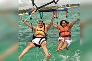 Punta Cana: Parasailing-eventyr med afhentning på hotellet