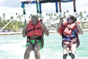 Punta Cana: Parasailing Experience