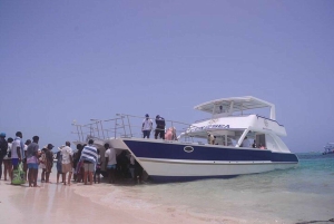 Punta Cana: Party Boat Cruise with Snorkeling & Drinks