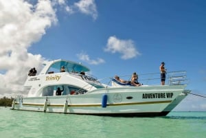 Punta Cana Catamaran Party – Snorkeling, open bar e musica