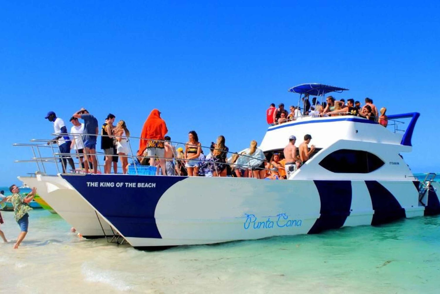 Punta Cana: Party Boat with snorkel and open bar included
