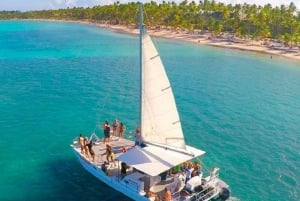 Punta Cana: Party Boat with snorkel and open bar included