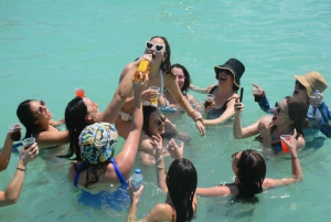 Punta Cana Private Catamaran Cruise, Open Bar & Snorkeling