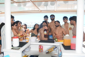 Punta Cana Private Catamaran Cruise, Open Bar & Snorkeling
