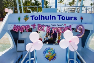 Punta Cana: Private Catamaran Cruise, Snorkeling & Open bar