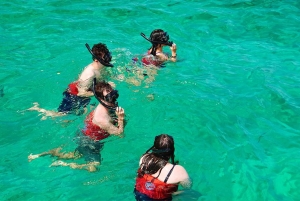 Punta Cana: Private Catamaran Cruise, Snorkeling & Open bar