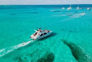 Punta Cana: Crociera privata in barca con bevande e spuntini