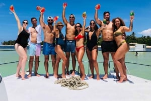 Punta Cana: Crociera privata in barca con bevande e spuntini