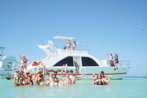 Punta Cana: Crociera privata in barca con bevande e spuntini