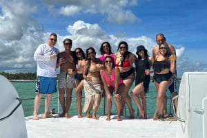 Punta Cana: Crociera privata in barca con bevande e spuntini