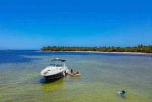 Punta Cana: Private Yacht Charter with Snorkeling