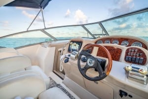 Punta Cana: Private Yacht Charter with Snorkeling