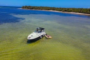 Punta Cana: Private Yacht Charter with Snorkeling
