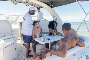 Punta Cana: Private Yacht Charter with Snorkeling