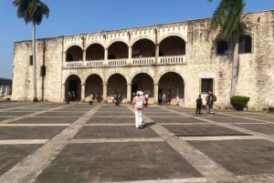 Punta Cana: Santo Domingo Day Trip with Buffet Lunch