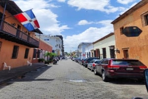 Punta Cana: Santo Domingo VIP Day Trip with Hotel Pickup