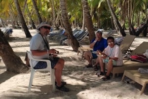 Punta Cana: Catamaran- en speedboottocht naar Saona-eiland