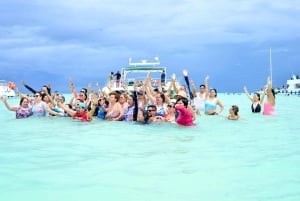 Punta Cana: Catamarán Isla Saona en Caribe Deluxe VIP