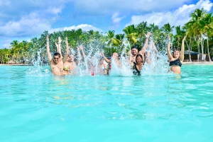 Punta Cana: Saona Island for små grupper Katamaran Open Bar