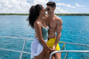 Punta Cana: Tour à Ilha Saona, comida em catamarã e bar aberto