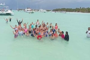 Punta Cana: Saona Island Tour with Lunch and Drinks